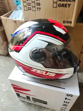 Helm motor ZEUS Limited Edition