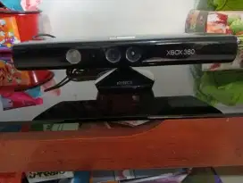 Kinect Xbox 360 slim original.