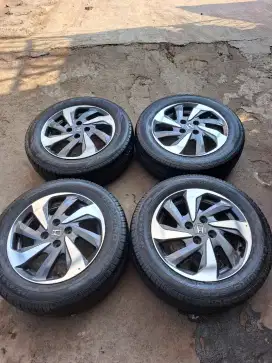 Velg mobil honda mobilio rs