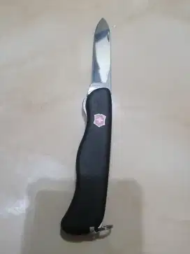 victorinox sentinel