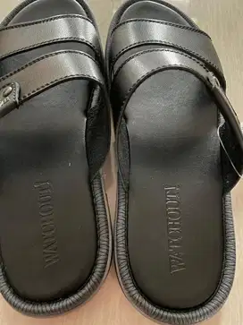 Sandal Watchout NEW