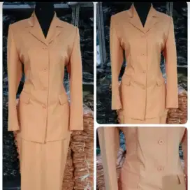 Seragam kantor dharma wanita