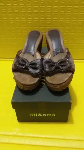 Sepatu Sandal Wanita#Wadges Wanita
