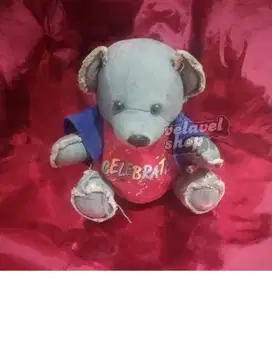 Boneka Beruang Kecil Berbaju