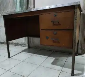 Special Sale: Meja Kerja kantoran