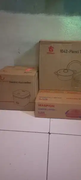 Teflon majig com kompor listrik maspion