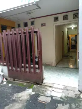 Rumah Beserta 8 Kamar Kost