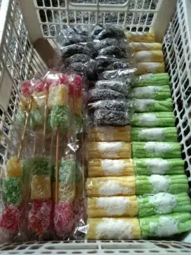 Terima Pesanan Aneka Kue Basah Enak Dan Endul