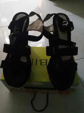 Sandal cewe uk 39