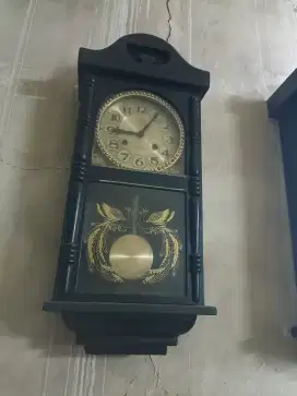 Di jual jam antik nya merek lotus buka harga RP 3.000.000 bisa nego