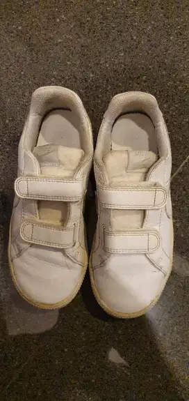 Sepatu Nike Putih Original