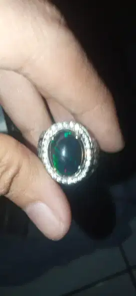 Batu Black Opal Afrika