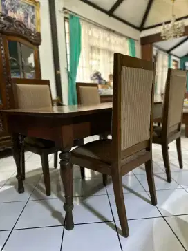 1 set meja makan