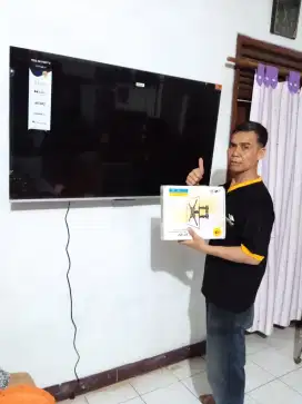 BRACKET SWIVEL TV 55IN & GRATIS JASA PASANG
