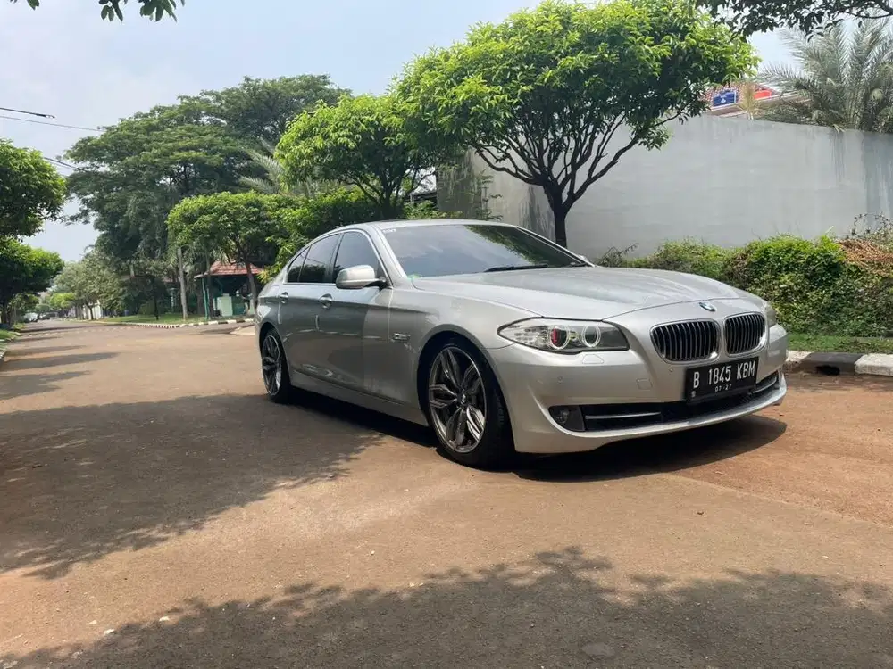 Jual santai BMW 520i F10 2013
