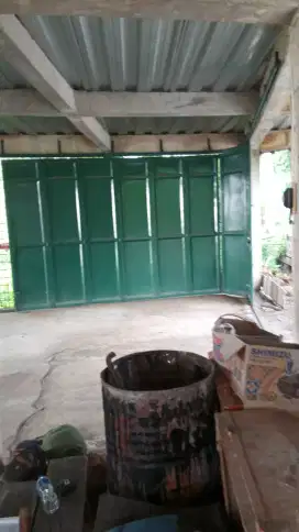 pintu besi/ pintu darurat/tralis