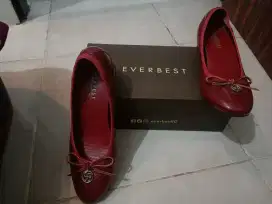 Sepatu everbest mewah