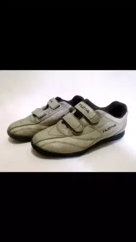 Sepatu Anak FILA Original ukuran 35