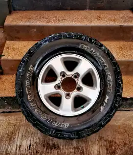 MURAH Velg ban Landcruiser ORIGINAL