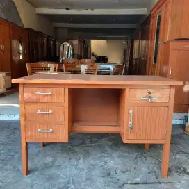Meja kantor/tulis uk 80/100/120