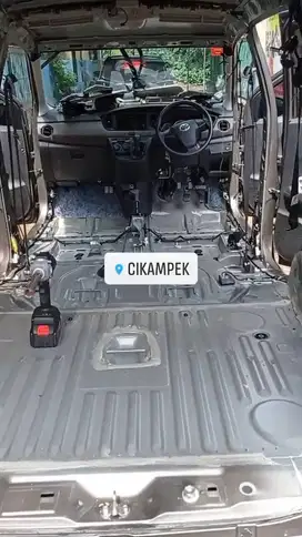 Peredam Mobil Toyota Calya