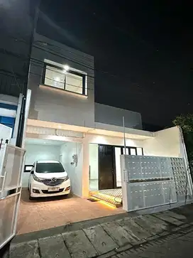 jarang ada rumah tengah kota baru gress ngagel wasana