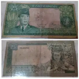 Uang lama kertas ir. Soekarno 25 rupiah, tahun 1960, di dps