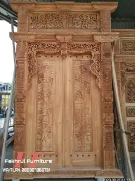 Pintu gebyok ukir