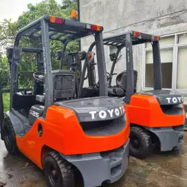 Forklift Toyota 2,5 ton ready 2 unit. Tahun 2017. Siap kerja