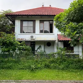 TURUN HARGA DIJUAL RUMAH GRAHA FAMILY DEKAT WIYUNG SBY BARAT