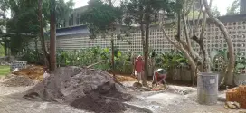 Tukang kebun amanah.