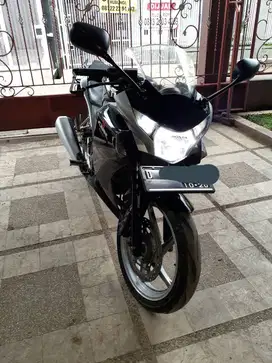 HONDA CBR 250 R ABS TAHUN 2011
