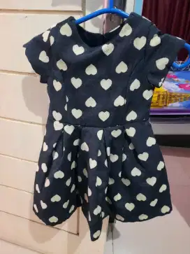 Baju pesta anak my chicco size 4 tahun baru 1x pakai,dijamin mulus!!!