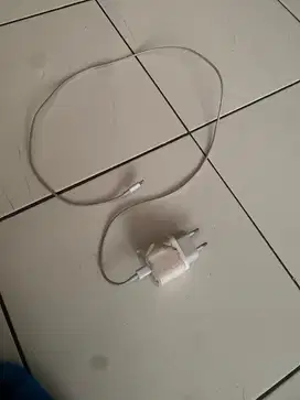 Charger Iphone 11 ori copotan langsung dari hape