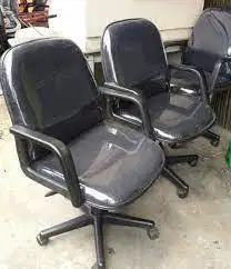 dibeli/dicari kursi kantor bekas