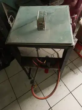 Jual Kompor 4 Lubang + Rangka dll ( Nego )