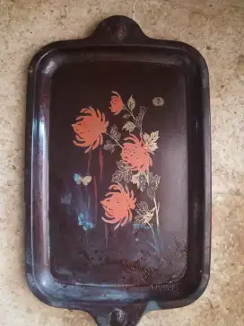 Baki/nampan aluminium warna hitam motif bunga ukuran 39,5 X 27,5 cm