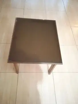 Meja belajar anak