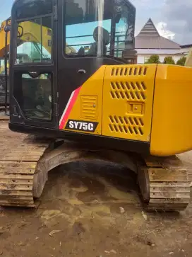 Excavator mini sany tahun 2025