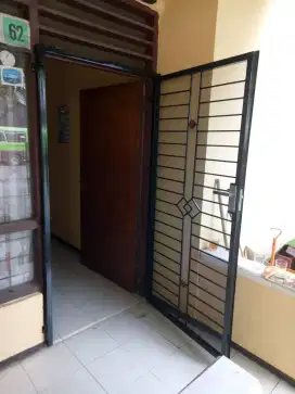 Pintu dobel besi ram anti nyamuk