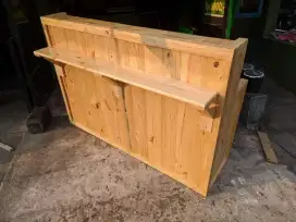 Meja bar bar ...