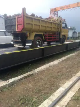 Jembatan Timbang Truk Lumajang