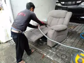 Jasa cuci sofa/karpet/springbed/cleaning service di surabaya.sidoarjo