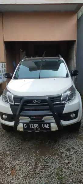 Daihatsu terios 1.5 R custom MT