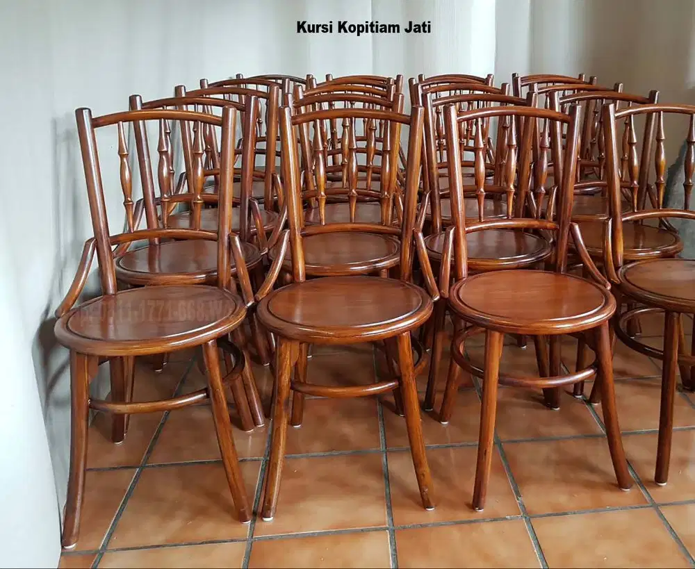 Kopitiam antik kayu jati