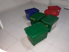 box plastik 60 x 40 x 50 cm tinggi. murah sekali