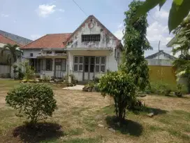 Jalan Utama Pandanaran Mugassari Semarang