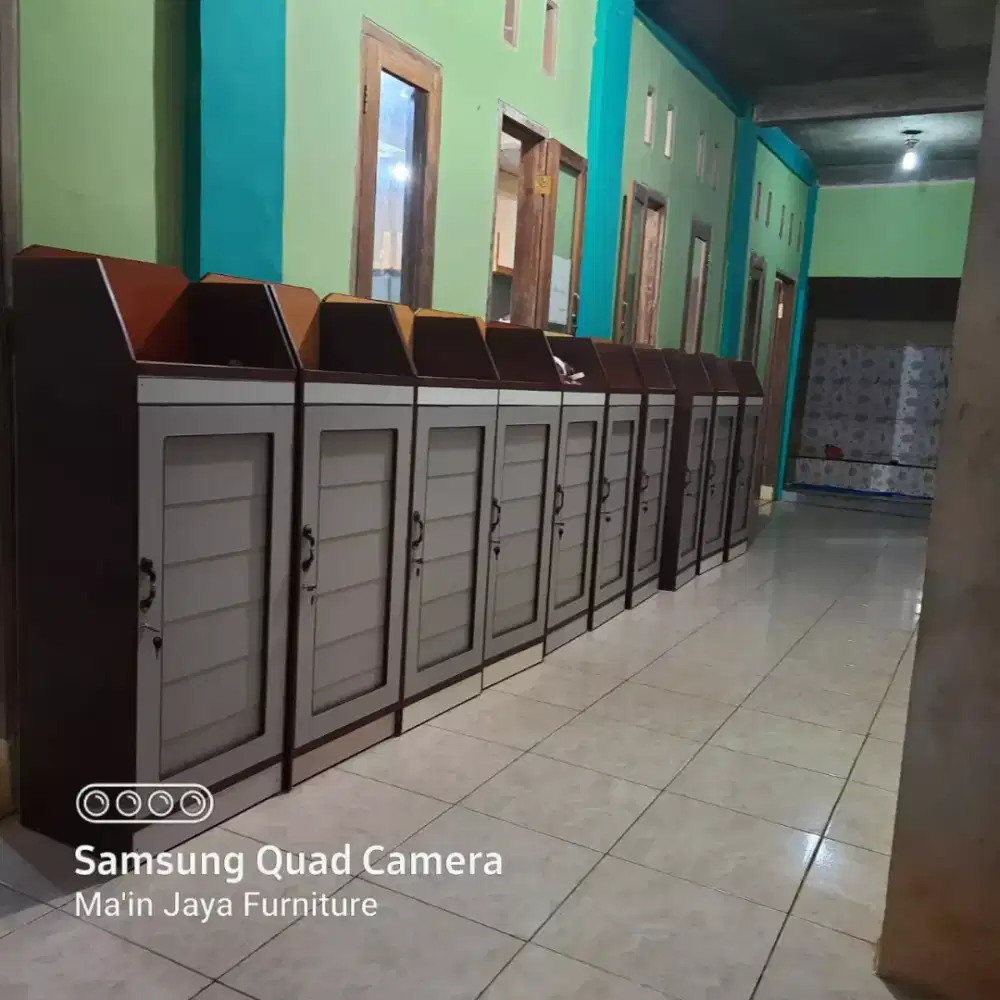 Lemari pondok serbaguna