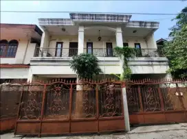 Rumah Megah di Pulo Asem Pulo Gadung