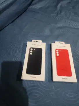 Casing kulit dan silikon Samsung S22+ original 1000%